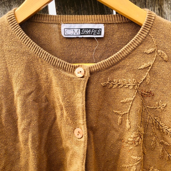 Brown Beaded Sweater - CM Shapes - Picture 4 of 5